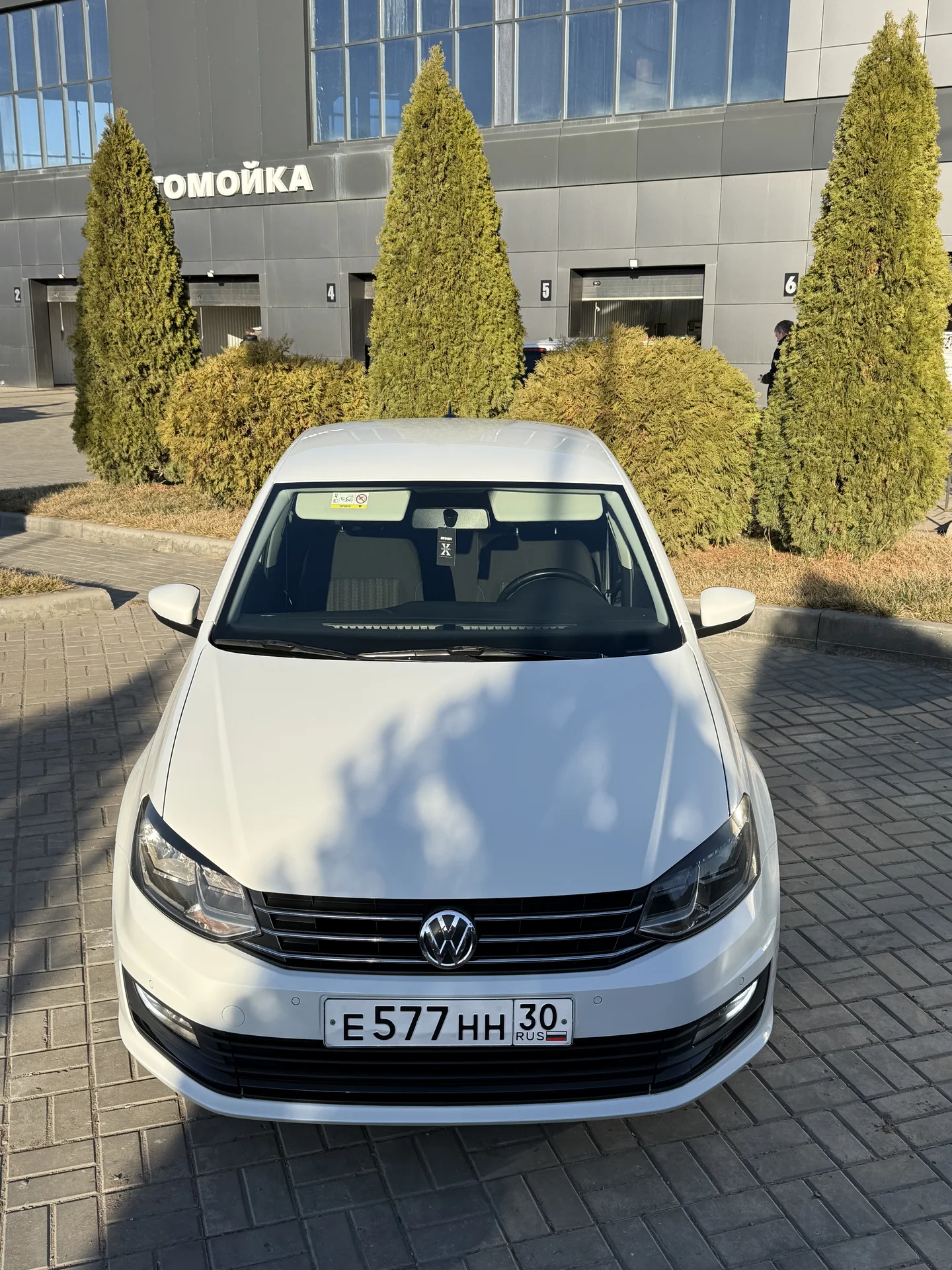 Volkswagen Polo 1.6 АКПП - миниатюра 3