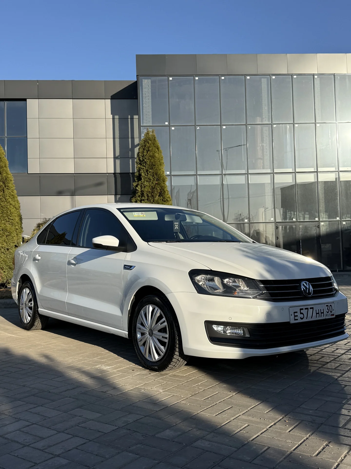 Volkswagen Polo 1.6 АКПП - миниатюра 4
