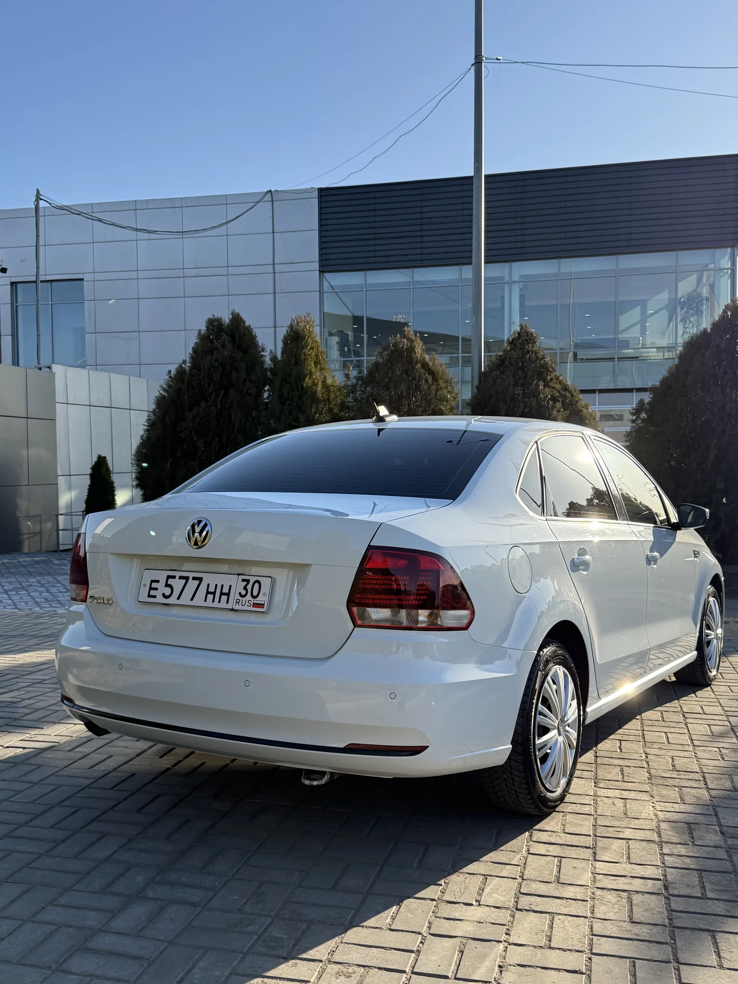 Volkswagen Polo 1.6 АКПП - миниатюра 6