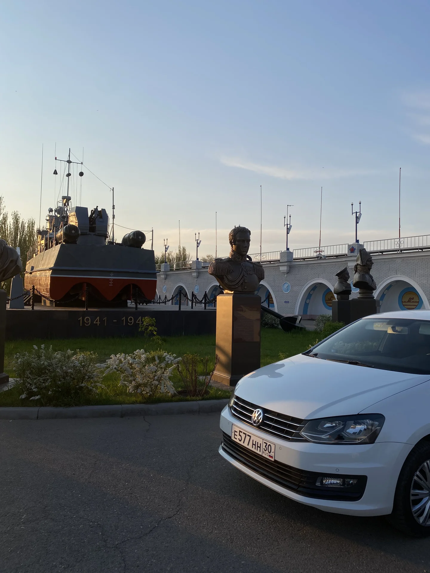 Volkswagen Polo 1.6 АКПП - миниатюра 15