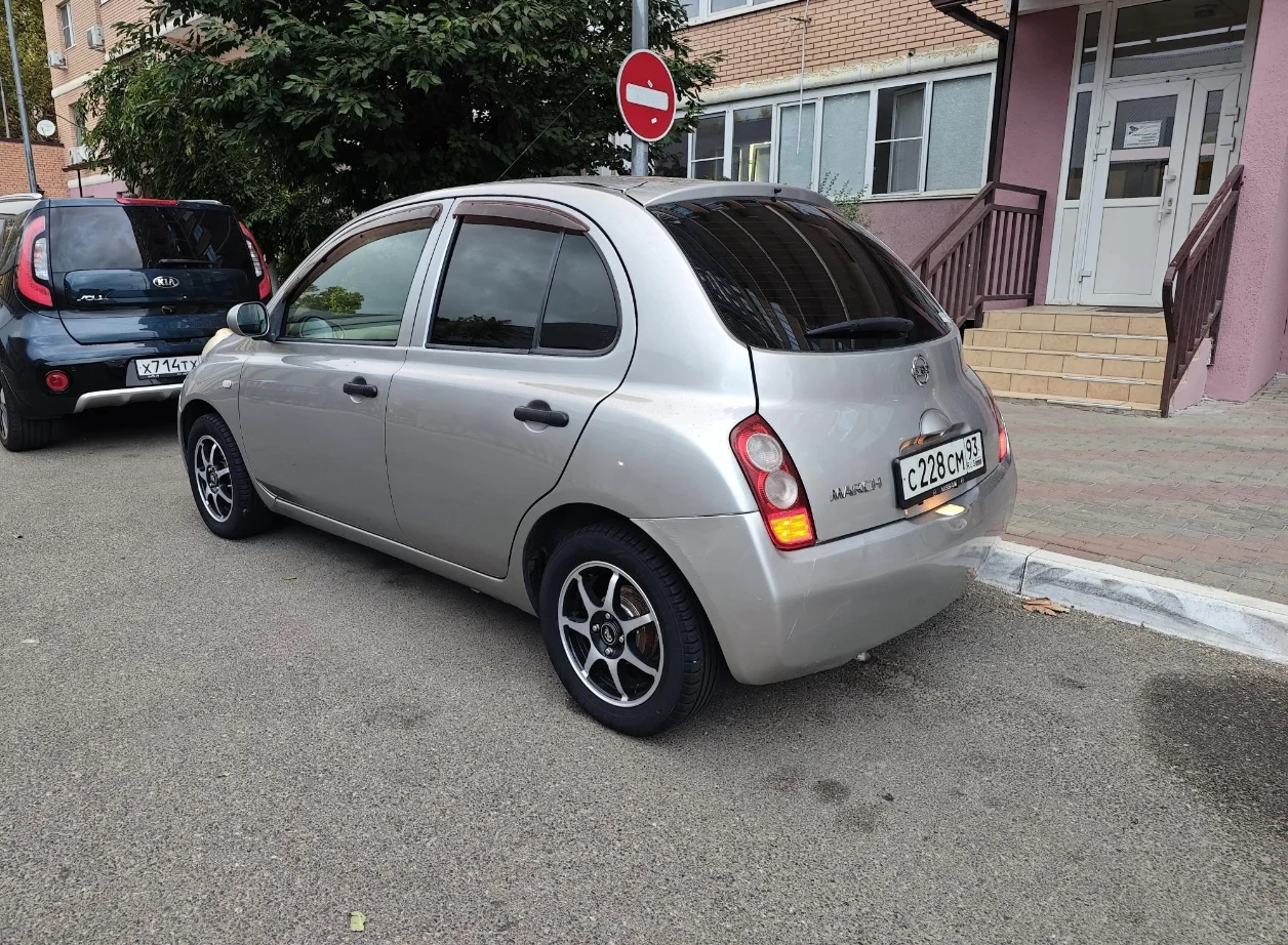 Nissan March 1.2 AT 2005 г.в. - миниатюра 7
