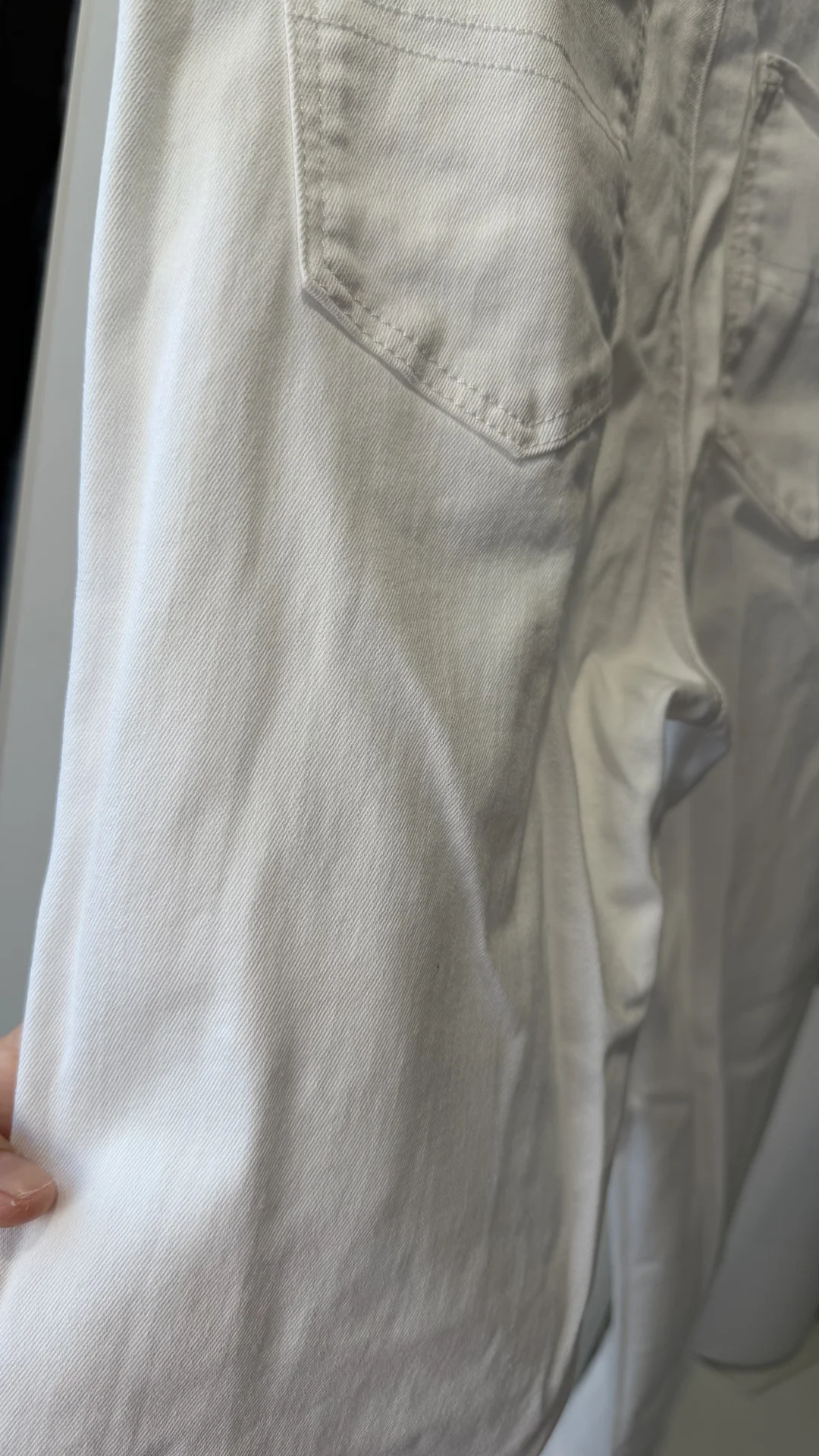 Джинсы белые женские Tommy Jeans - миниатюра 4