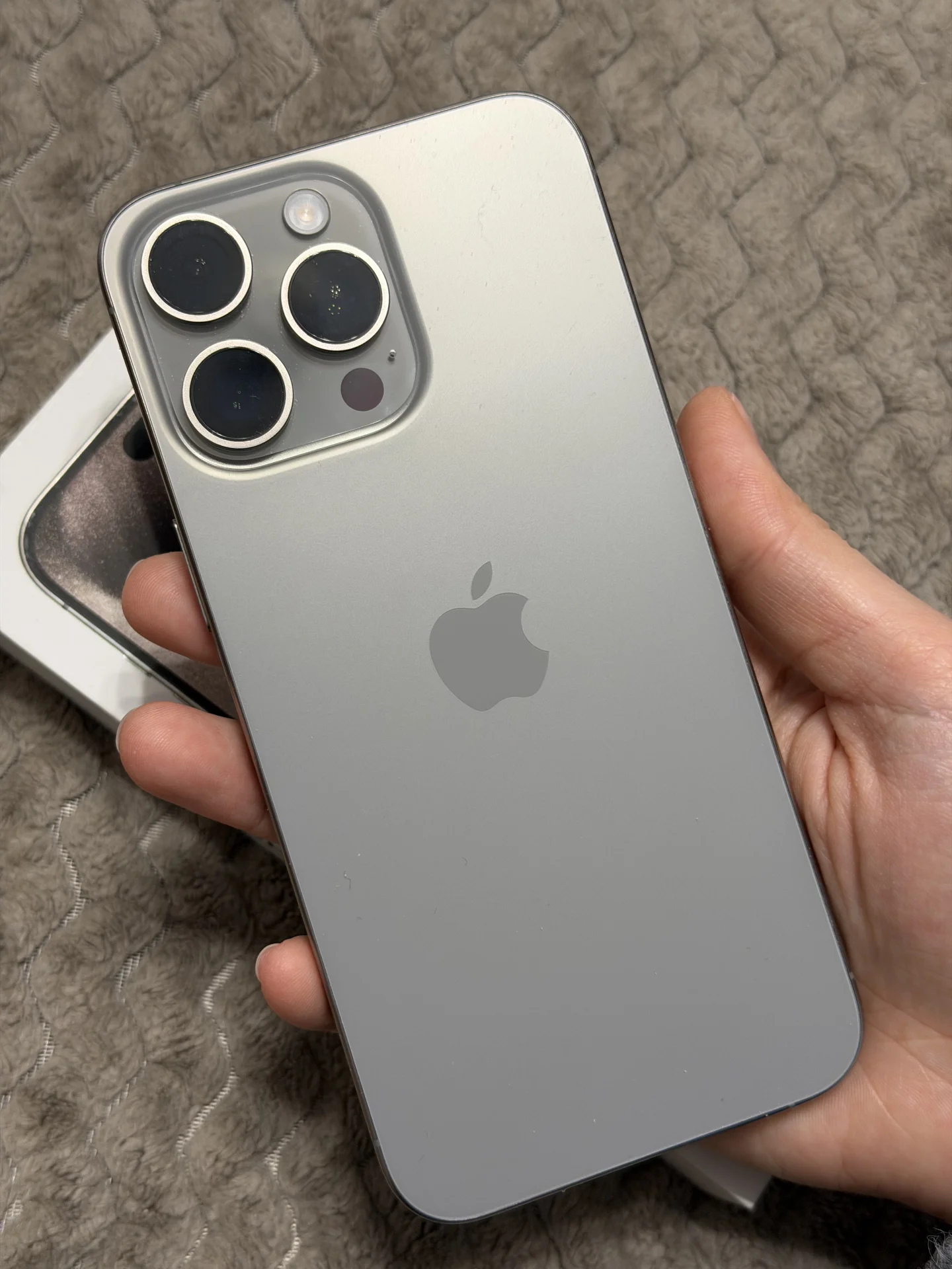 iphone 15 pro max 256 titanium - миниатюра 2