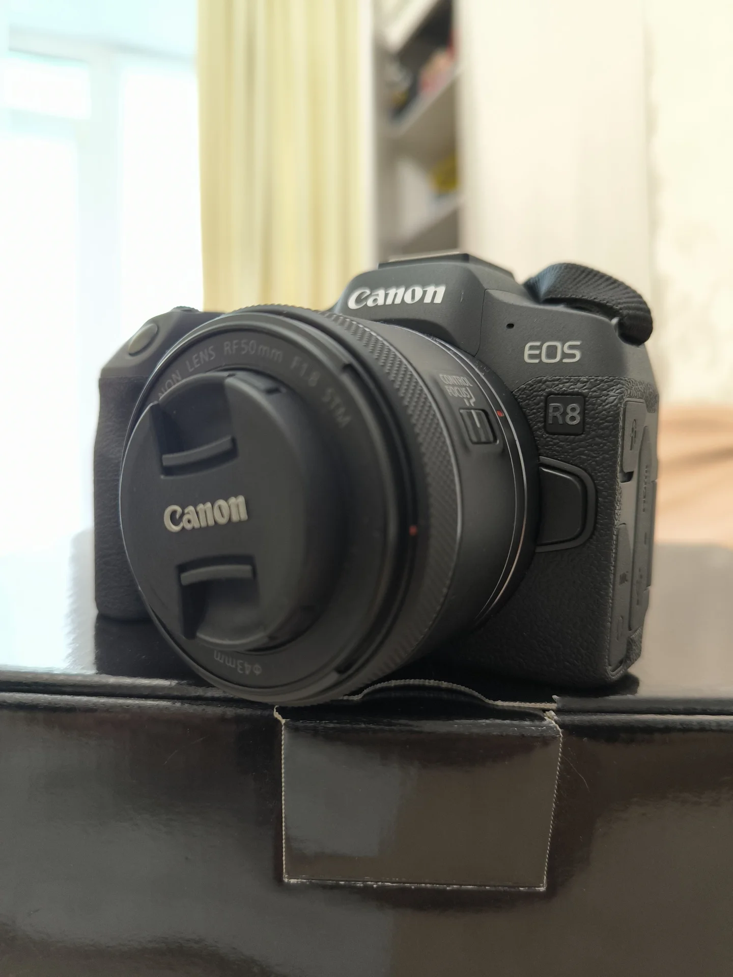 Фотоаппарат Canon EOS r8 - миниатюра 5