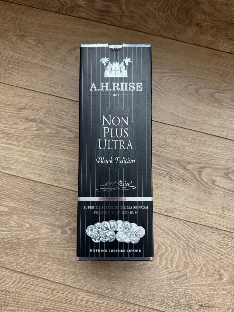 Продам ром A.H.RIISE 1888 NON PLUS ULTRA Black Edition - миниатюра 2