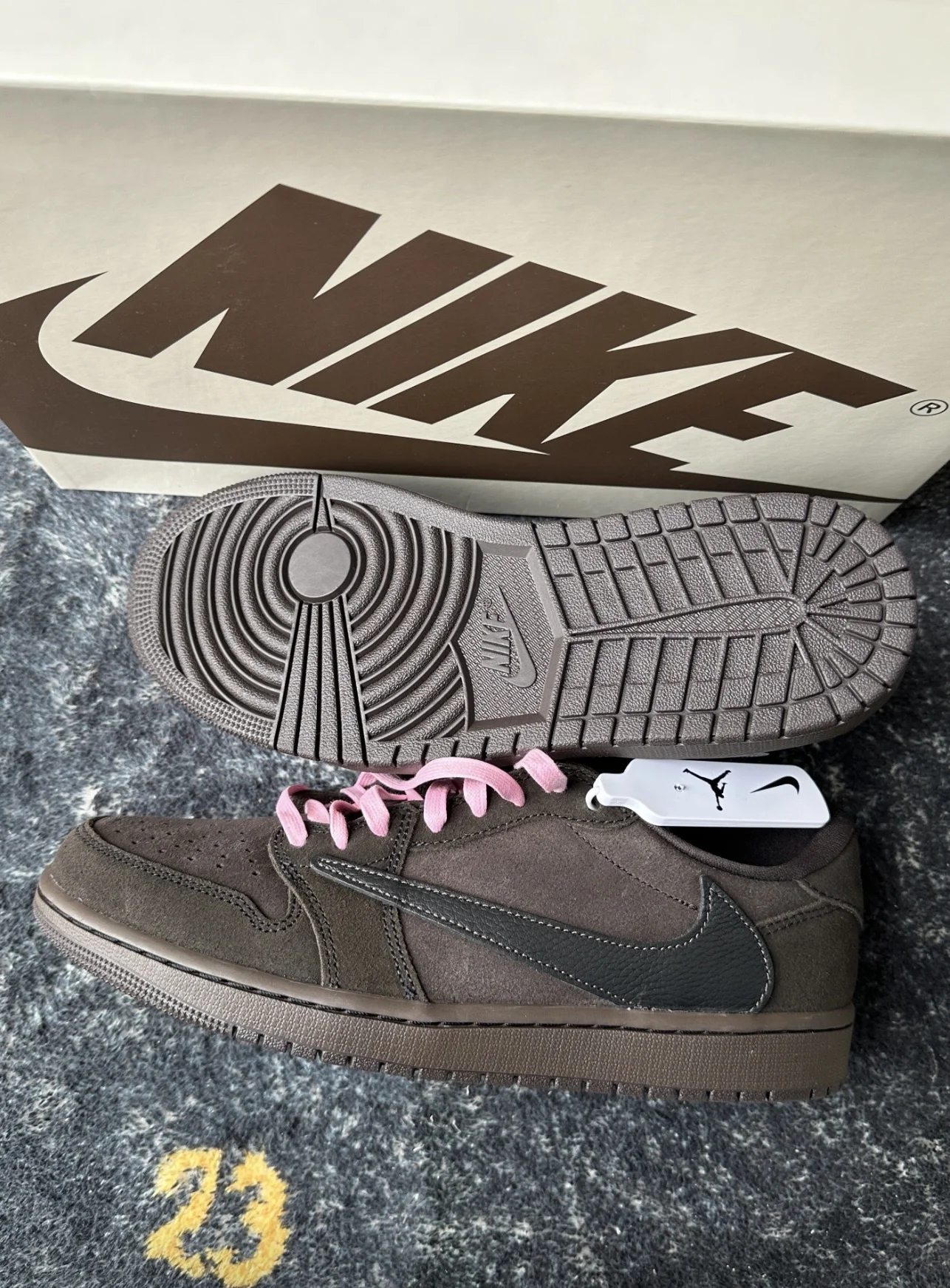 Travis Scott x Air Jordan 1 Low OG “Velvet Brown” - миниатюра 5