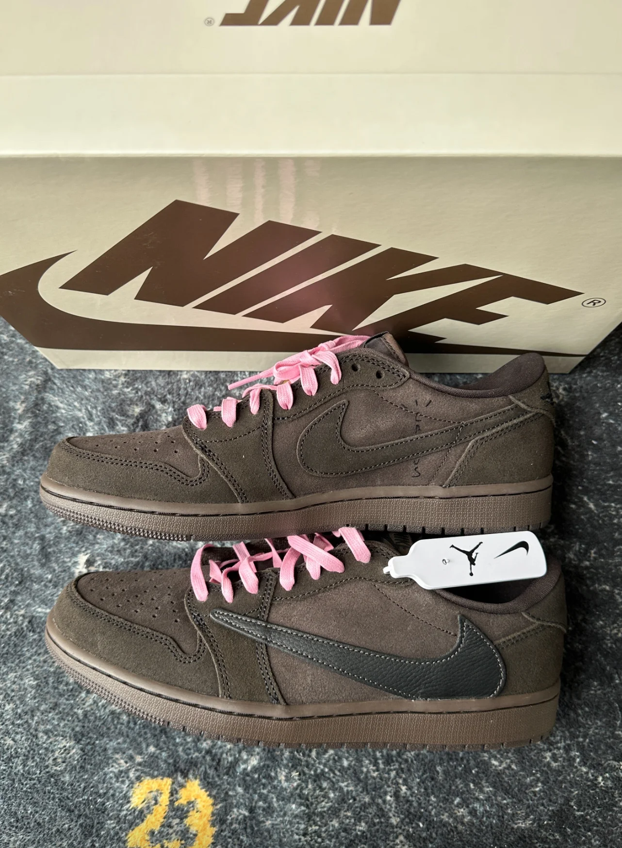 Travis Scott x Air Jordan 1 Low OG “Velvet Brown” - миниатюра 6