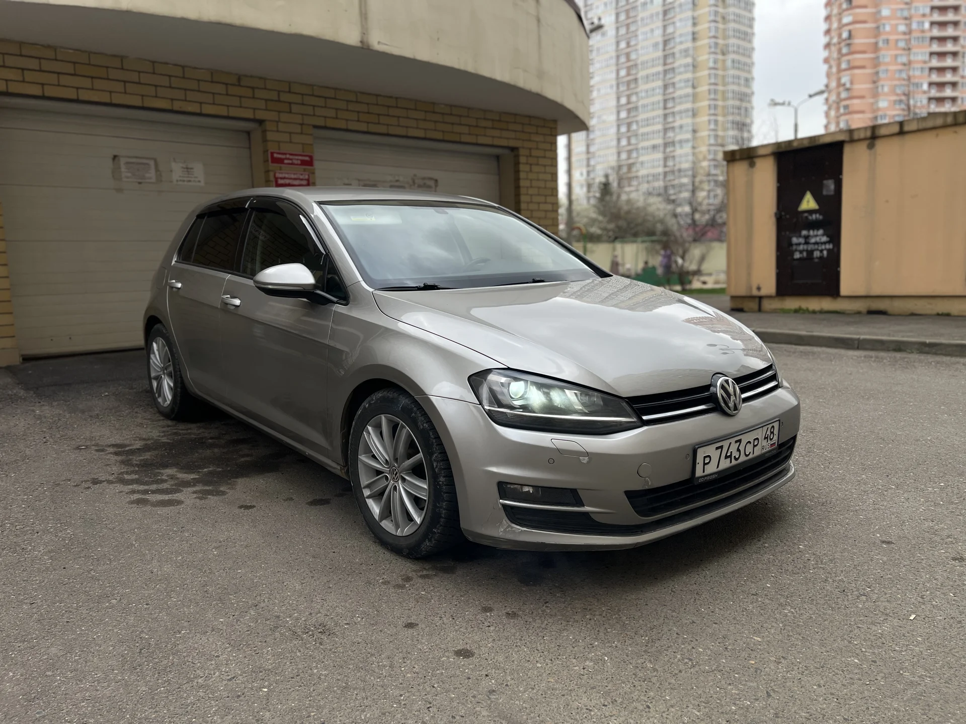 Volkswagen Golf - миниатюра 14