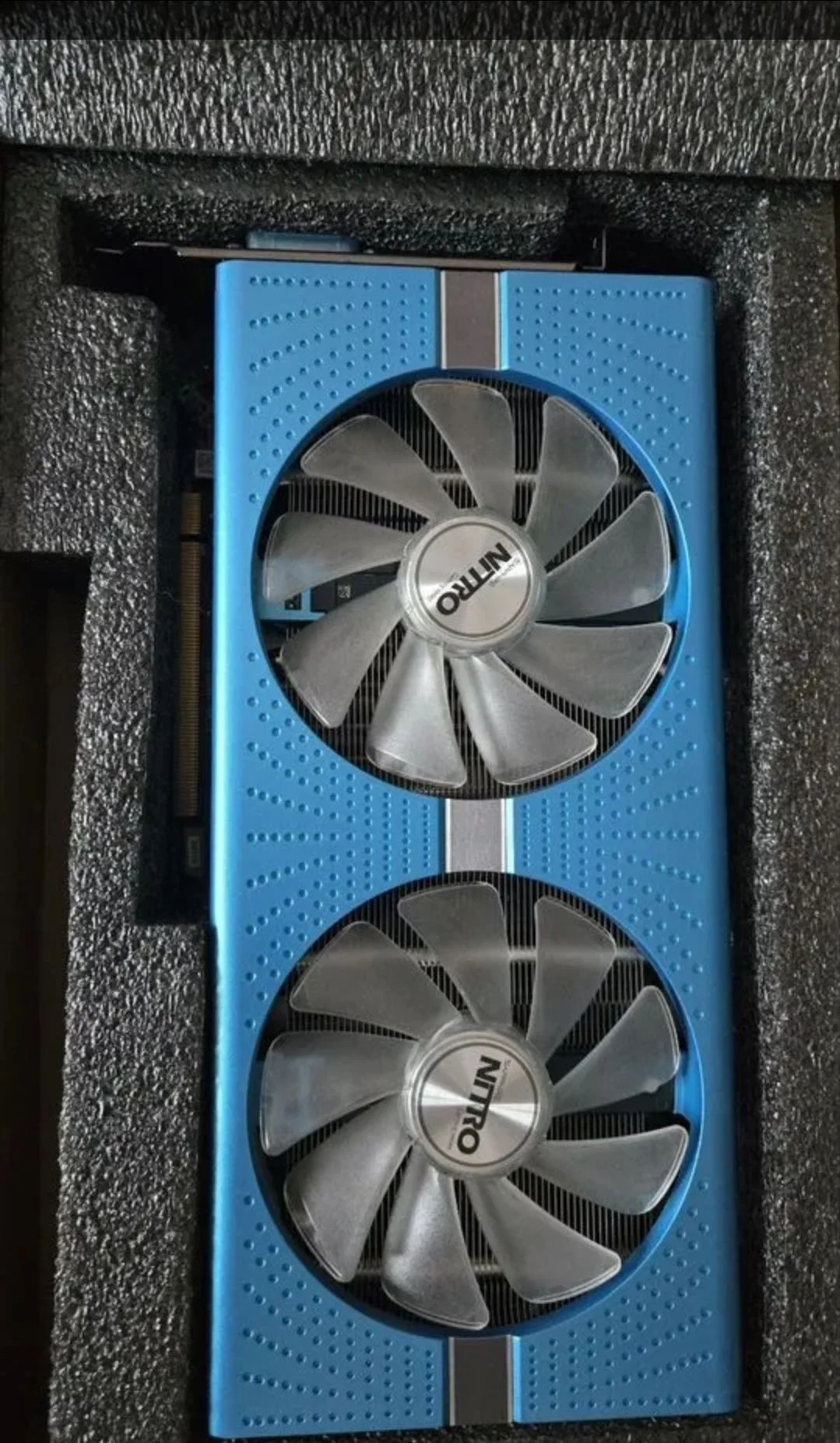 Видеокарта Sapphire NITRO+ RX 590 8GB Special Edit - миниатюра 3