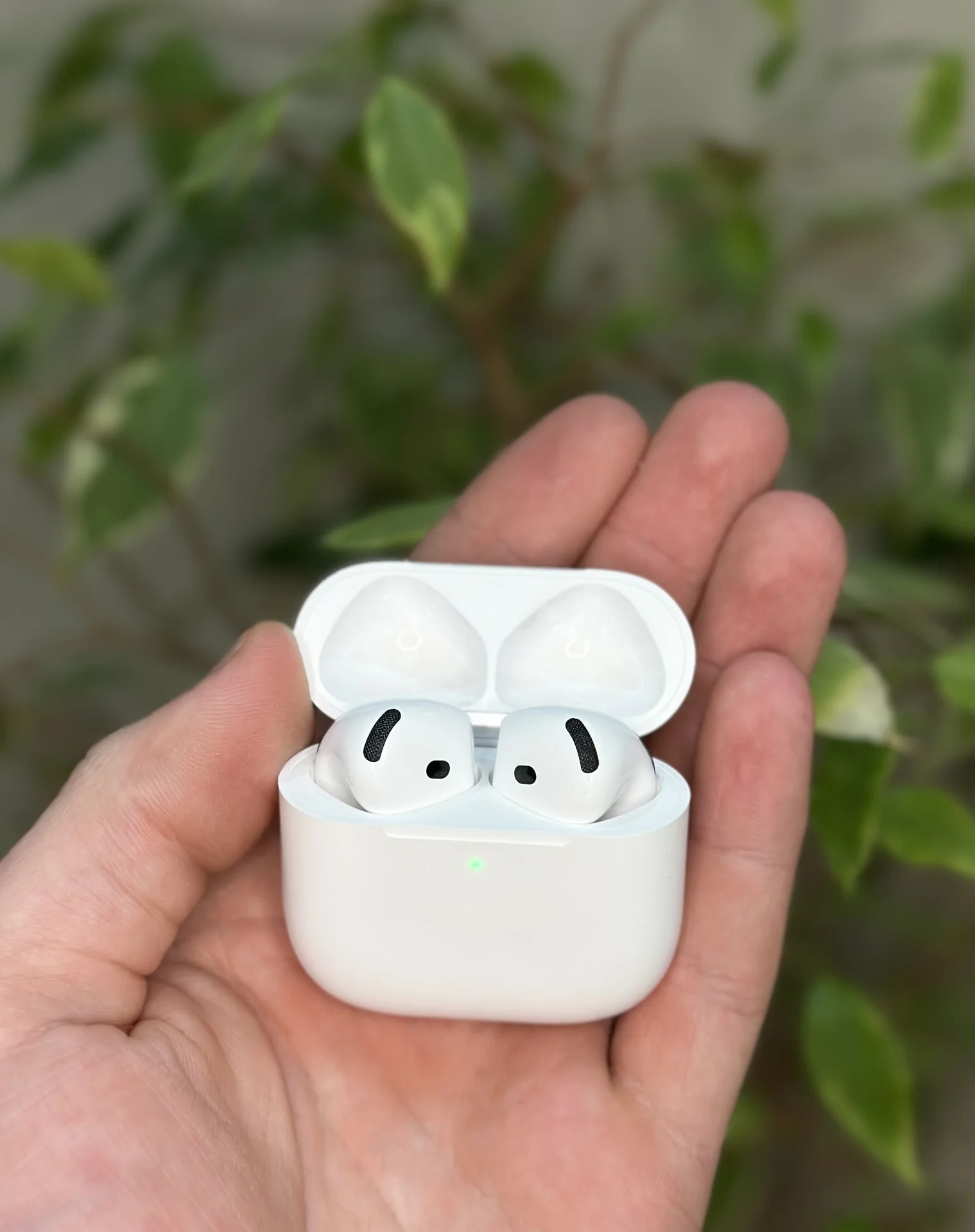 AirPods 4 беспроводные наушники новые - миниатюра 2