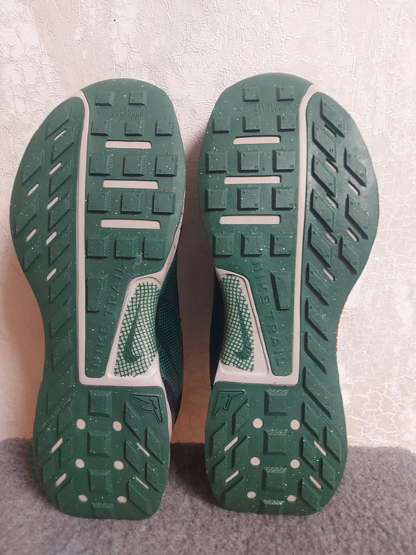 Кроссовки Nike - миниатюра 5