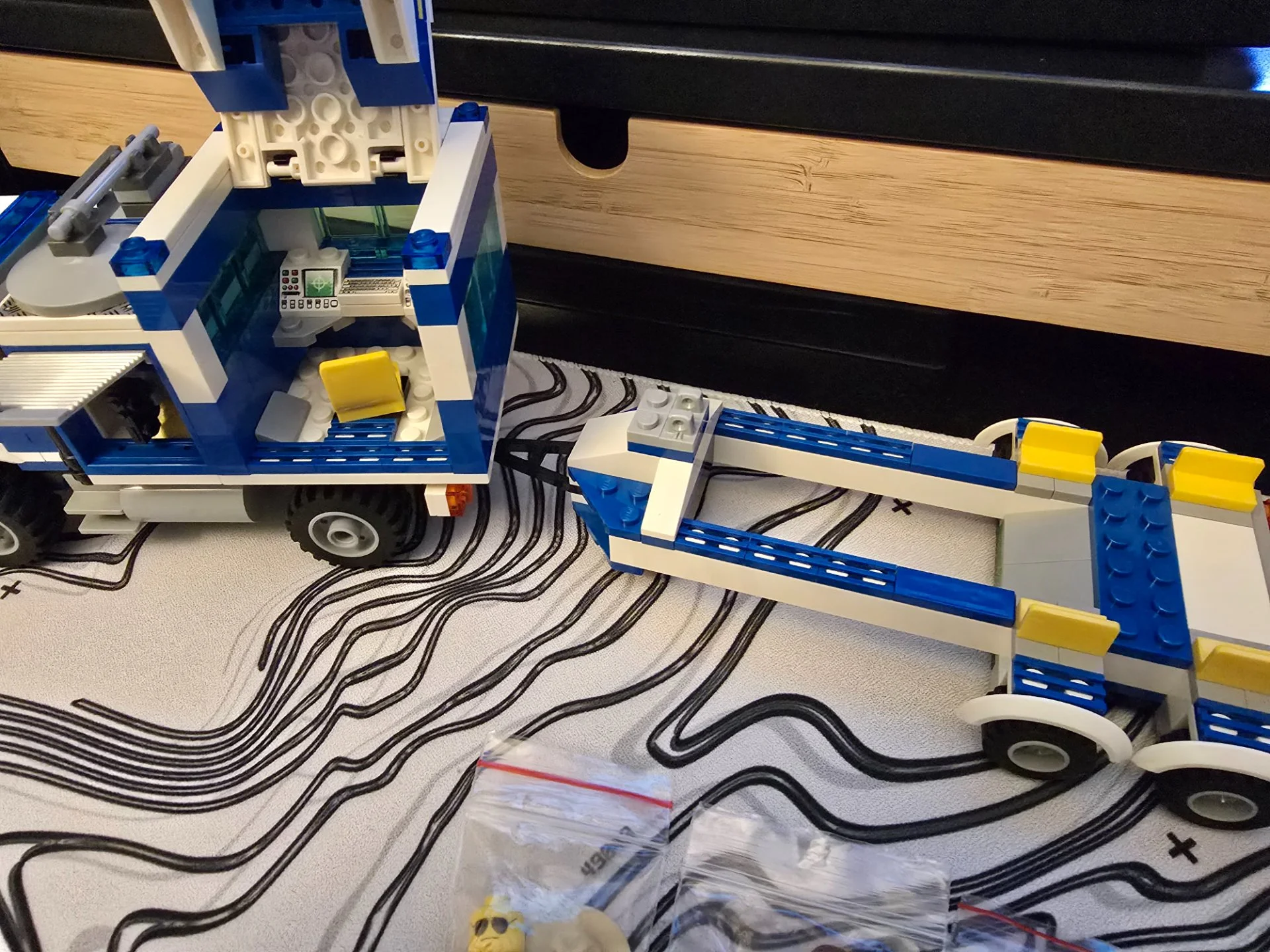 Lego city 4205 Off-Road Command Centre - миниатюра 3