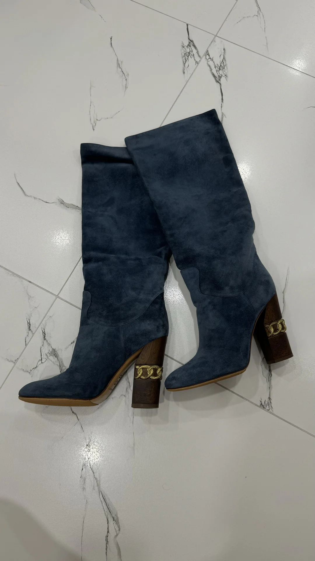Сапоги Casadei 37 - изображение 1