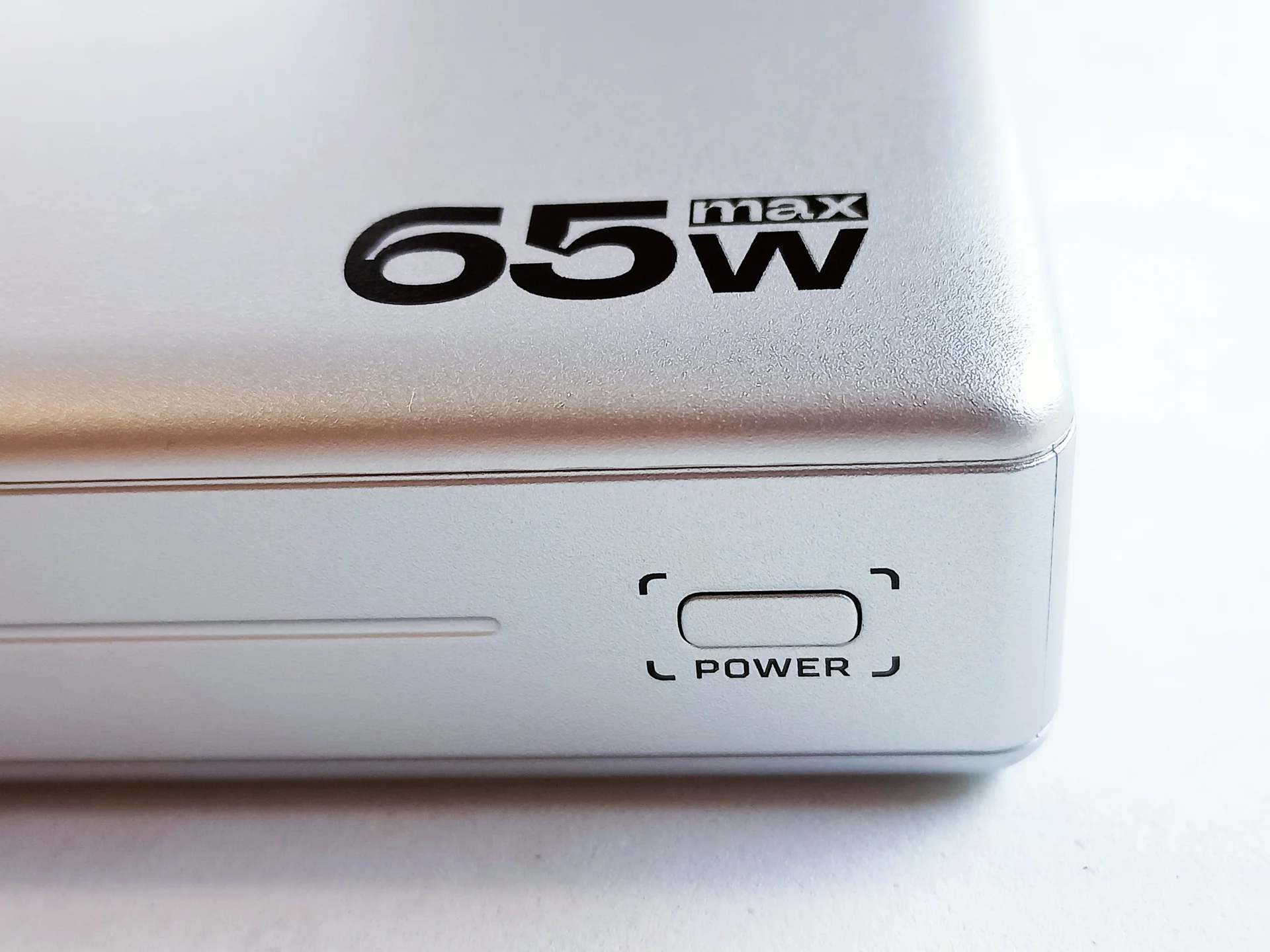 Мощный пауэрбанк MoveSpeed E20 65Вт Power Bank 20000mAh USB Type-C PD 5В (3А), 20В (3,25А) 65W - миниатюра 4
