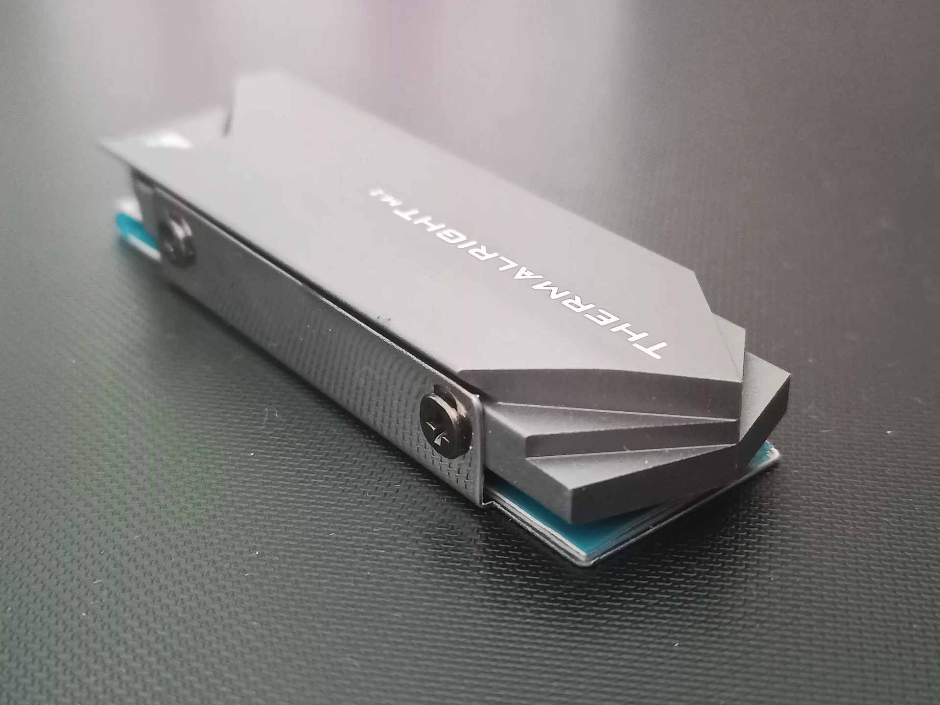 Мощный двусторонний радиатор Thermalright TR-M.2 кулер для M.2 дисков SSD - изображение 1