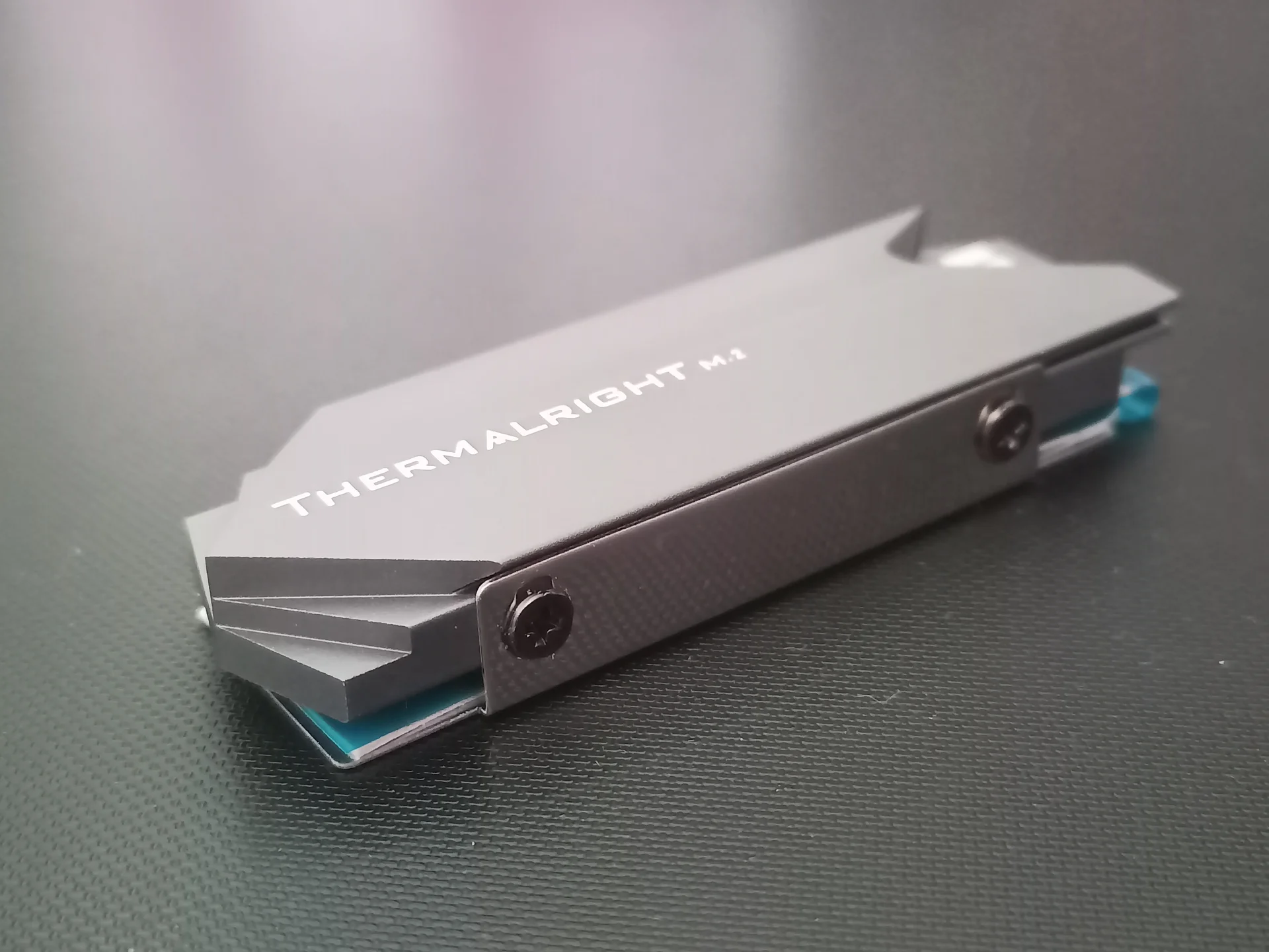 Мощный двусторонний радиатор Thermalright TR-M.2 кулер для M.2 дисков SSD - миниатюра 2