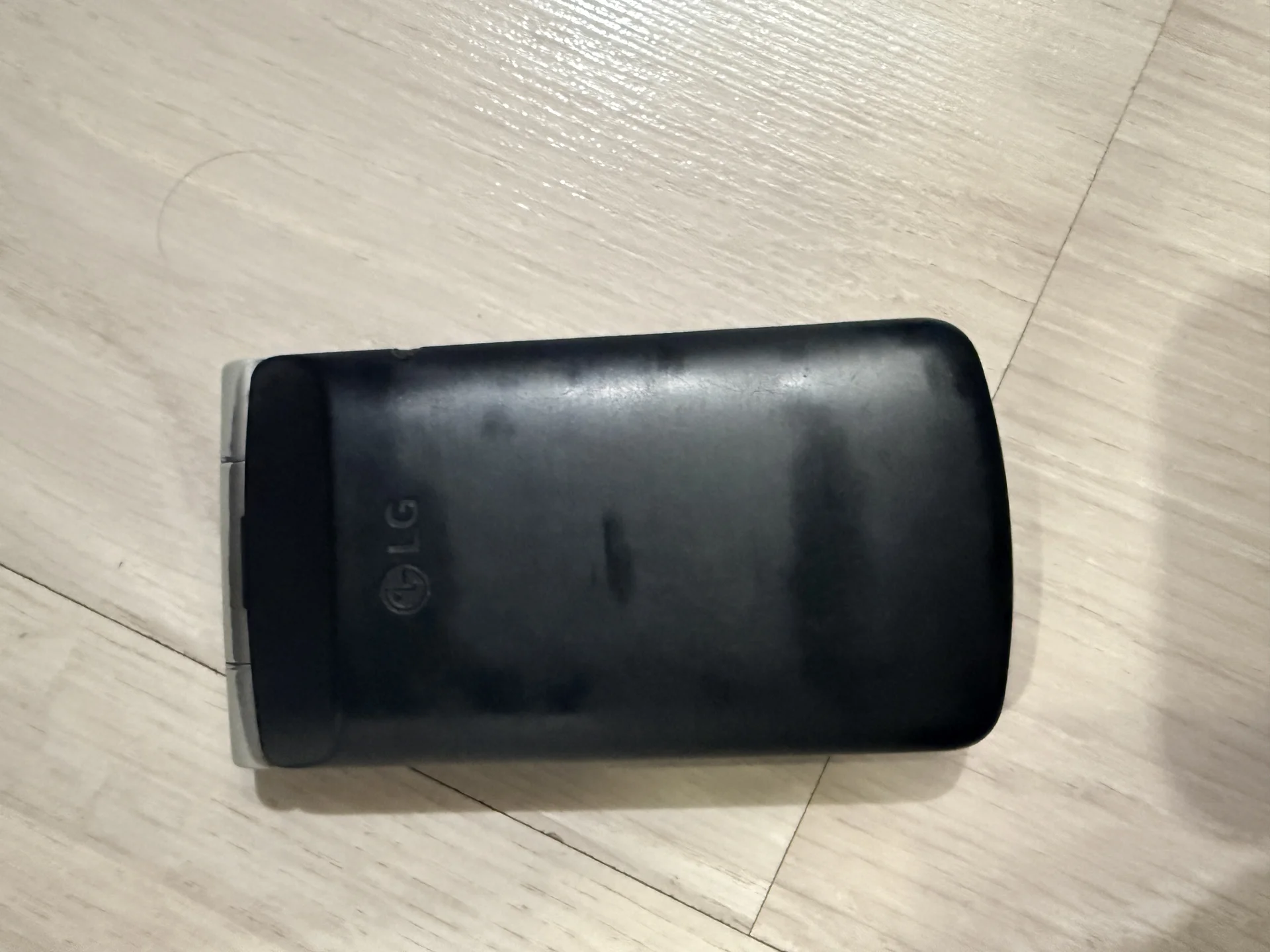 LG G360 - миниатюра 3