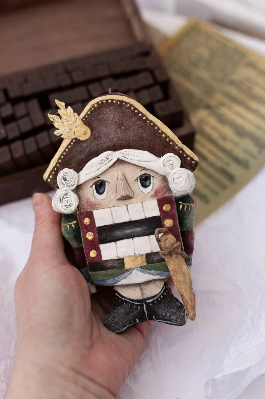 Ватная игрушка «Щелкунчик» - миниатюра 3