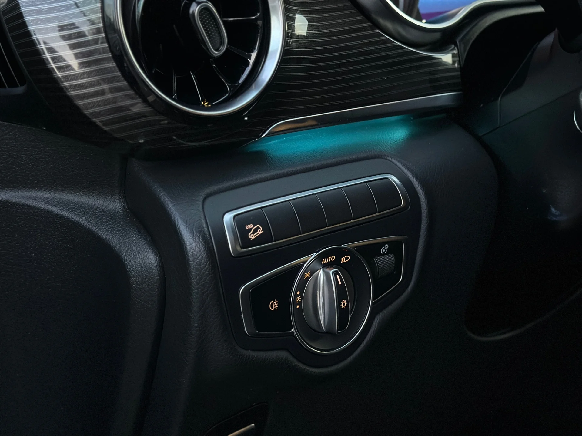 Mercedes-Benz V-класс - миниатюра 11