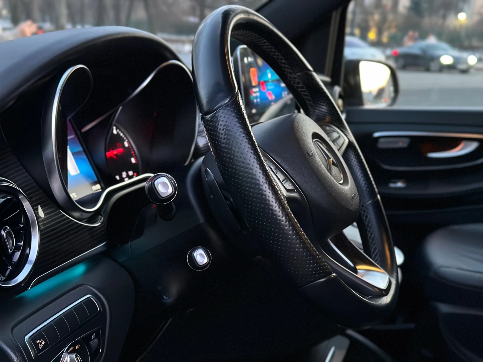 Mercedes-Benz V-класс - миниатюра 12