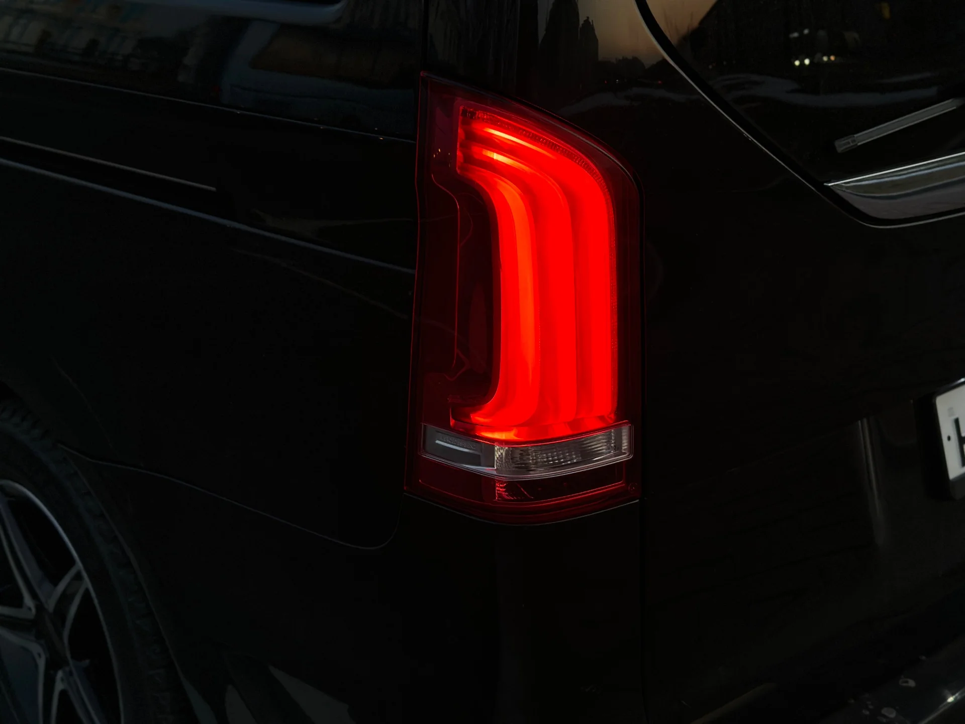 Mercedes-Benz V-класс - миниатюра 19