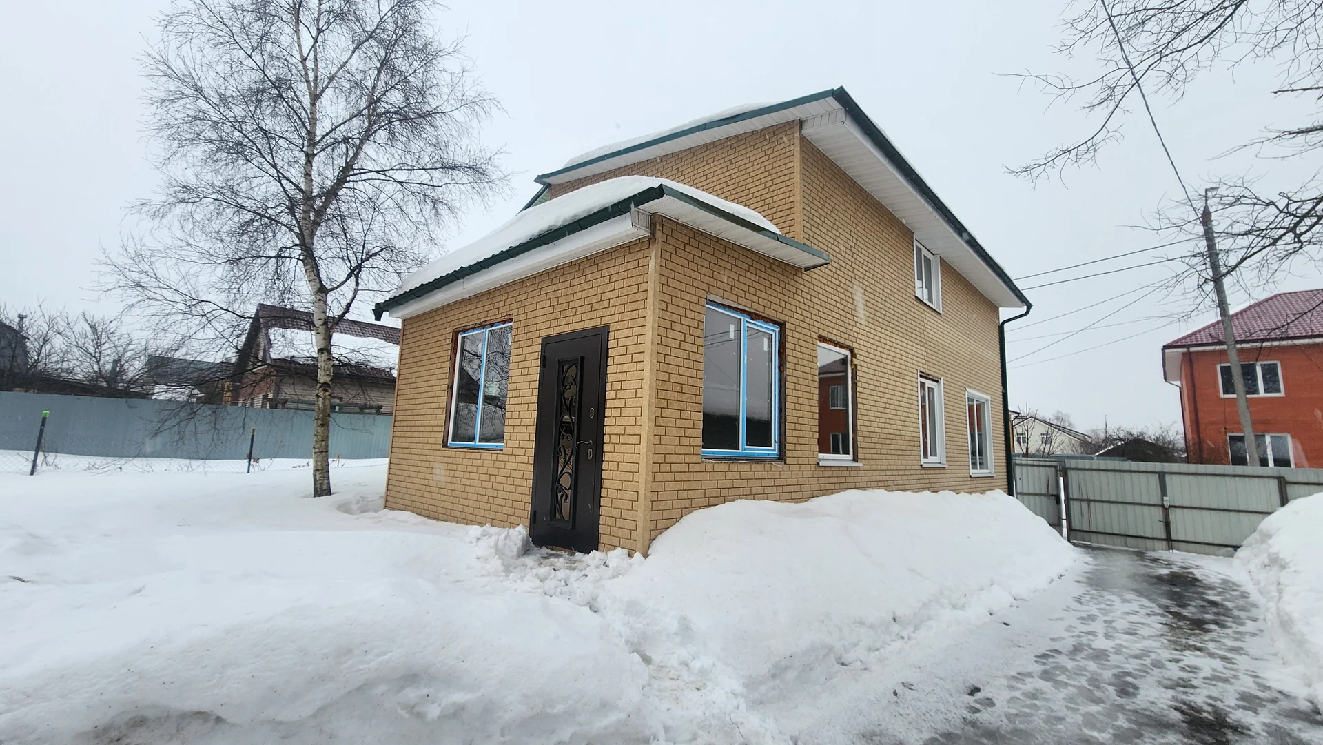 Дом в городе с центральными коммуникациями - миниатюра 6