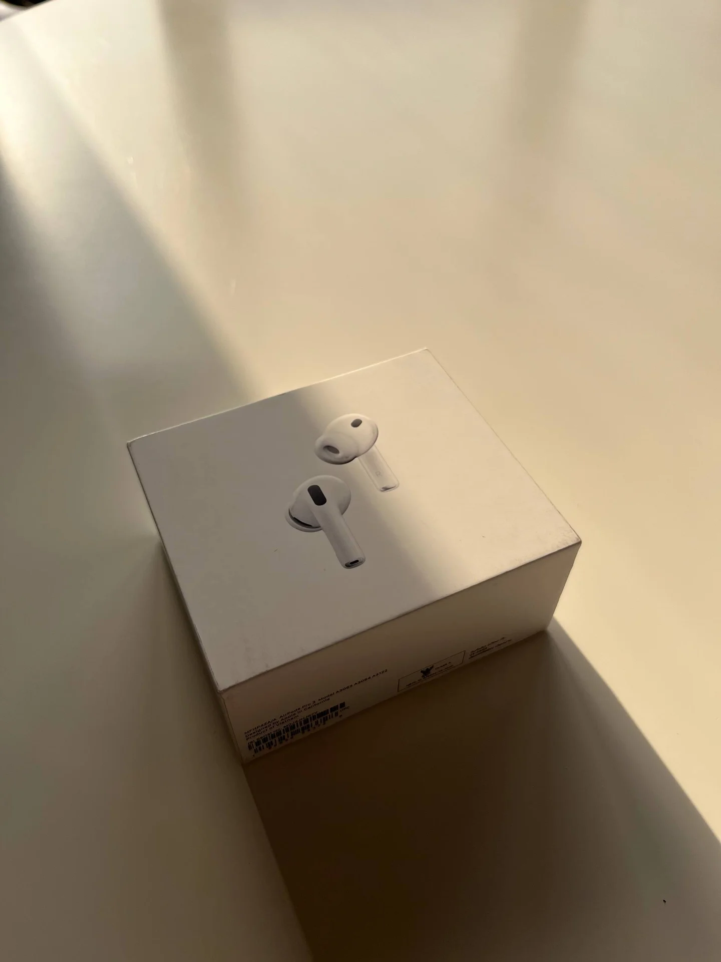 Наушники AirPods Pro 3 - миниатюра 2