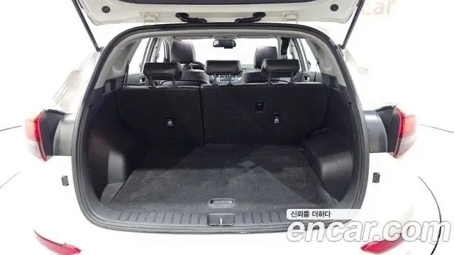 Hyundai Tucson Diesel 1.7 2WD под 🔑. По договору - миниатюра 5