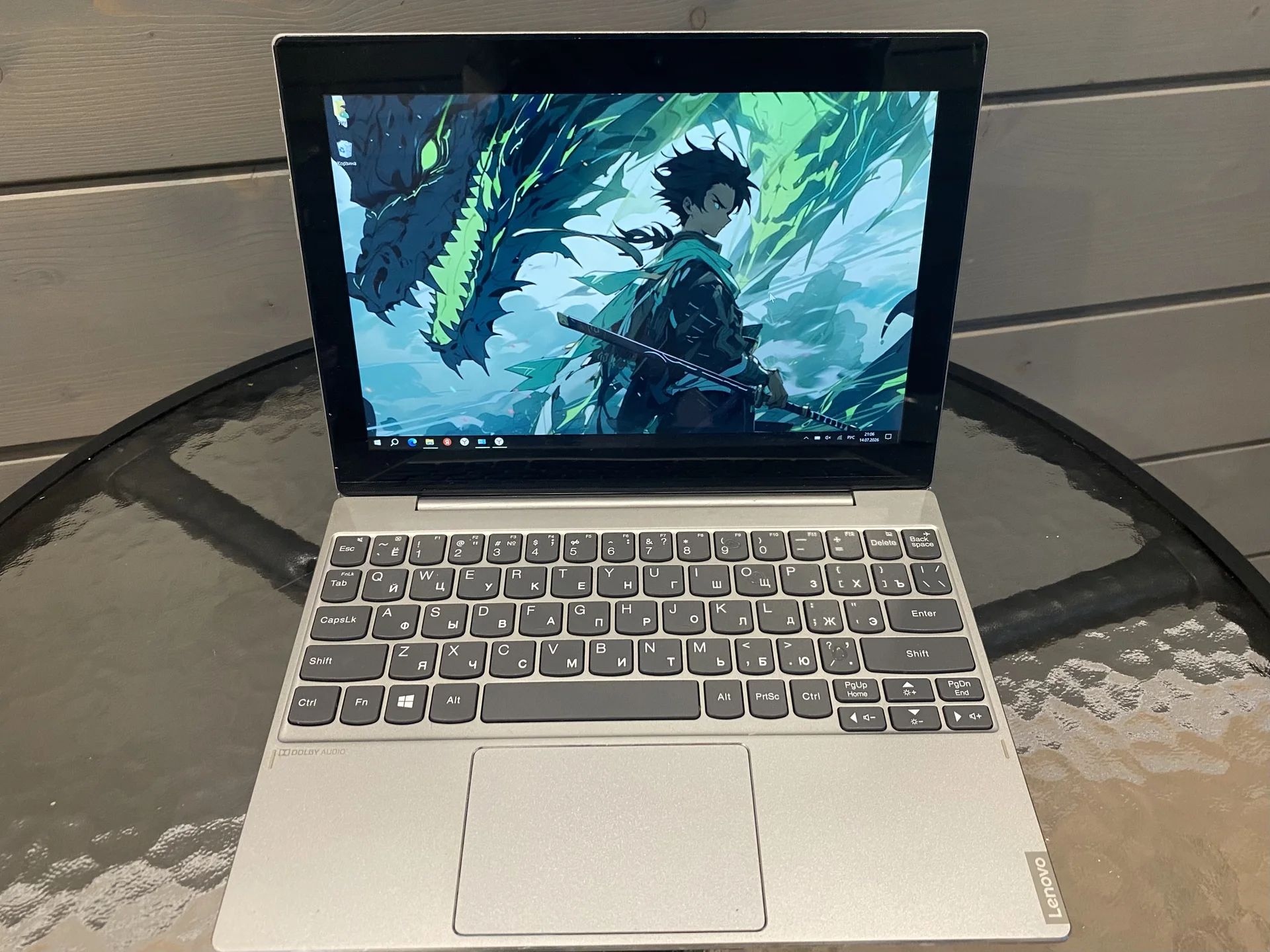 Нетбук игровой Lenovo IdeaPad D330-10IGM - миниатюра 2
