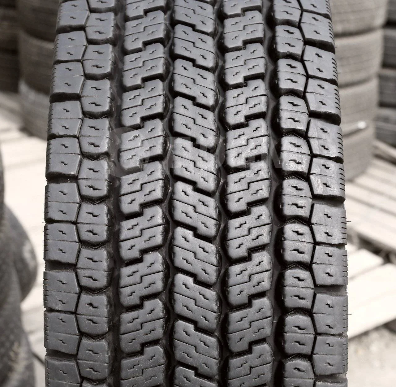 12R22.5 (315/80R22.5) Yokohama ZEN 902 - миниатюра 2