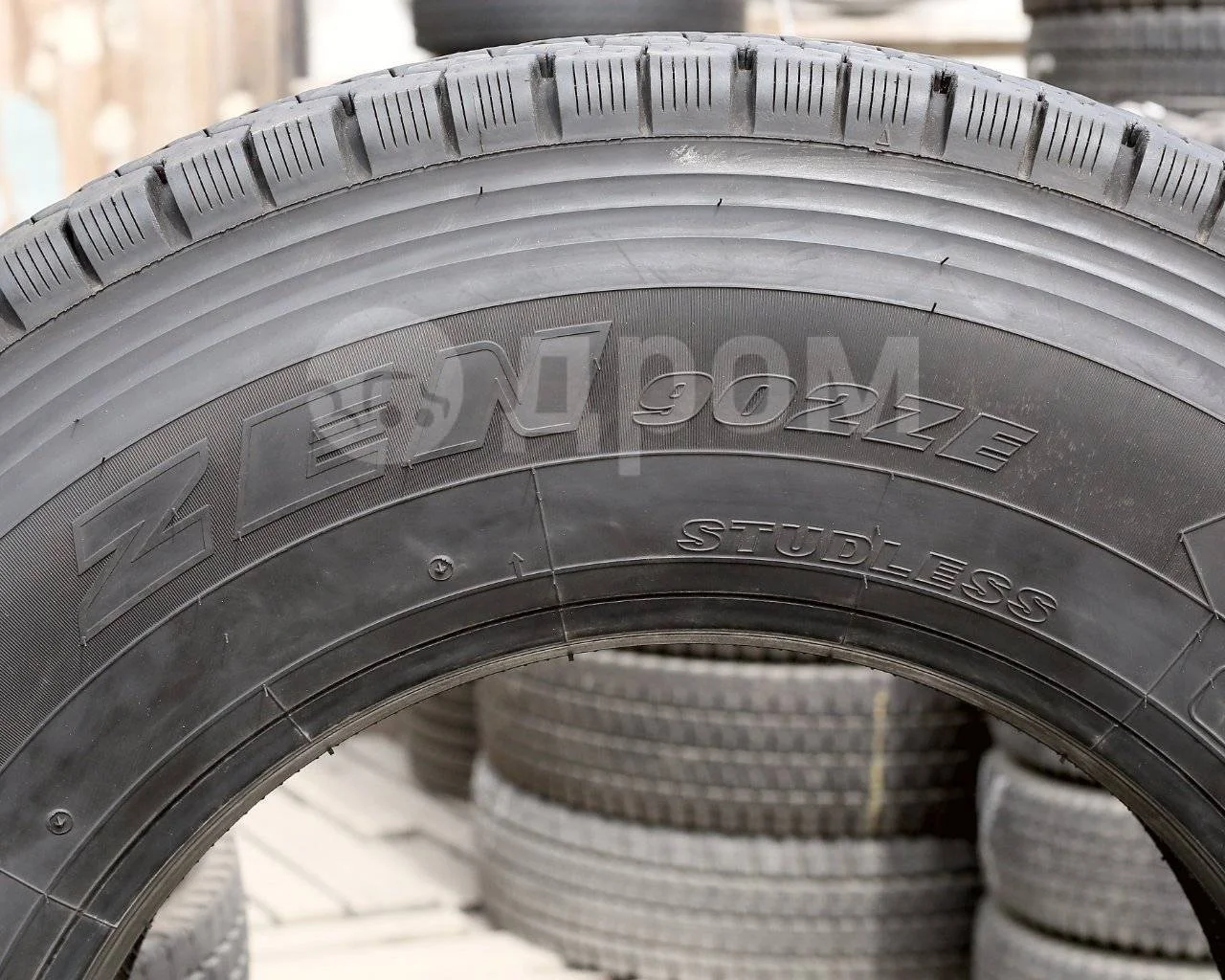 12R22.5 (315/80R22.5) Yokohama ZEN 902 - миниатюра 8
