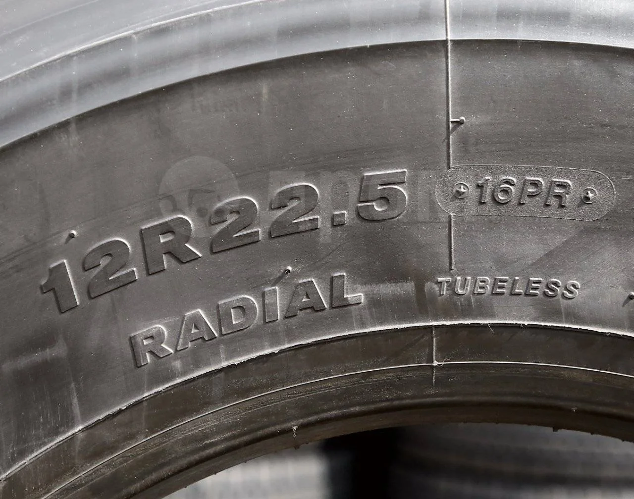 12R22.5 (315/80R22.5) Bridgestone W905 - миниатюра 9