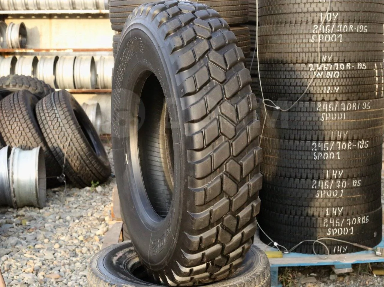 12R22.5 (315/80R22.5) BRIDGESTONE L302 - миниатюра 5
