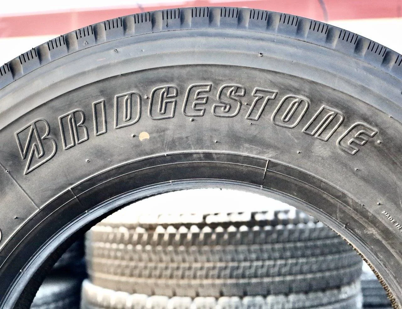 295/80R22.5 Bridgestone W910 - миниатюра 10