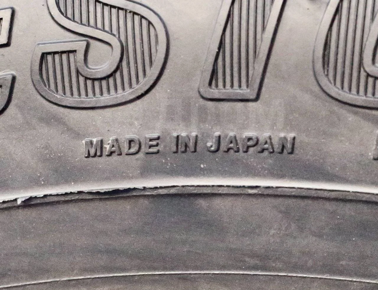 295/80R22.5 Bridgestone W999 - миниатюра 10