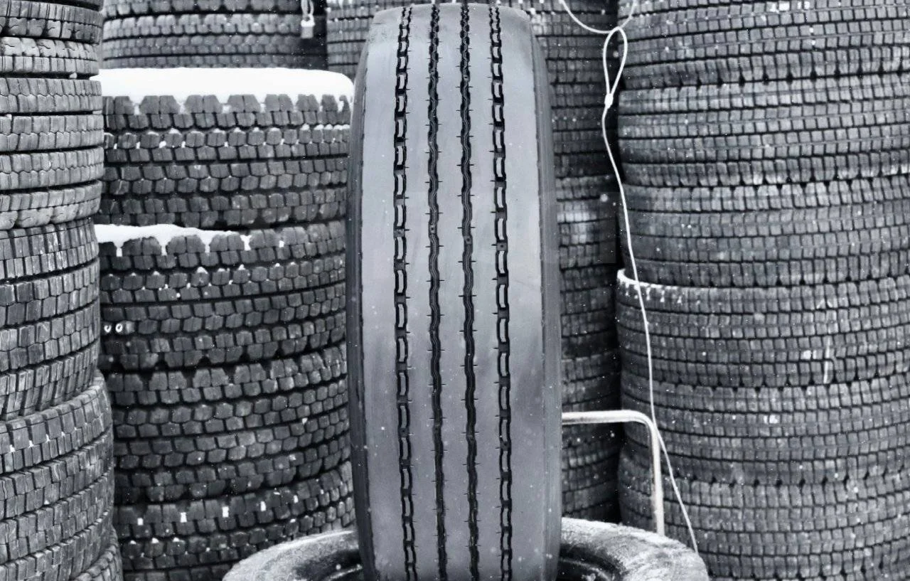 295/80R22.5 Michelin X Multi - изображение 1