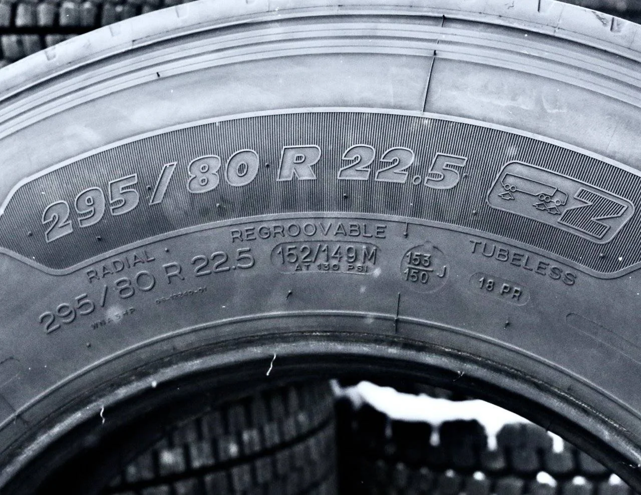 295/80R22.5 Michelin X Multi - миниатюра 9