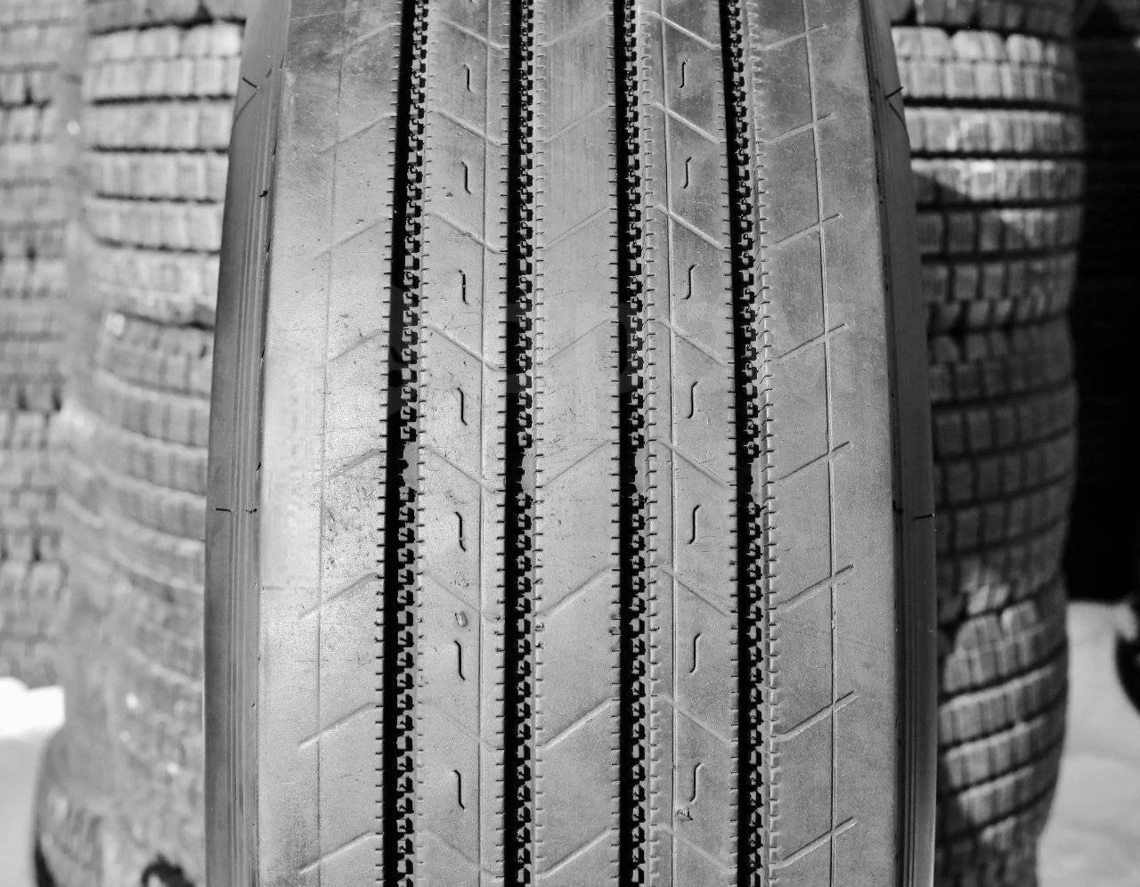 295/80R22.5 Michelin X LINE - миниатюра 4