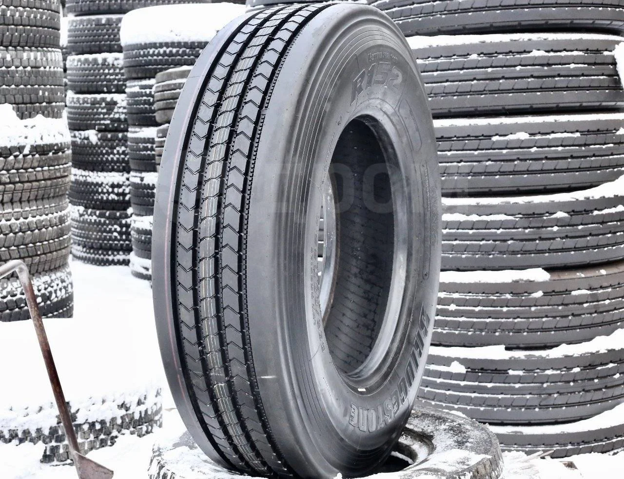 295/80R22.5 Bridgestone R152 - миниатюра 2