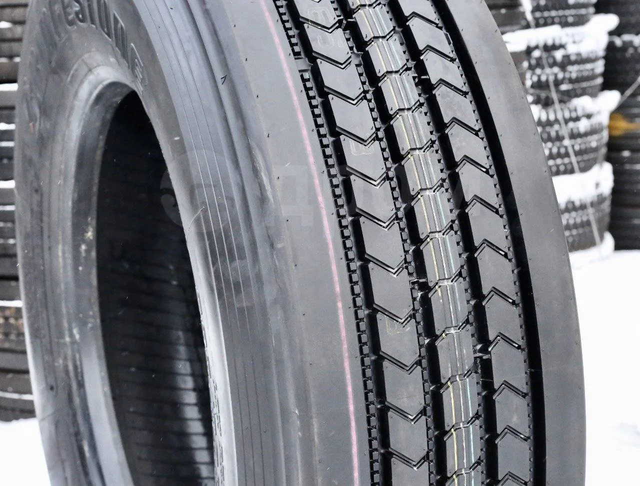 295/80R22.5 Bridgestone R152 - миниатюра 5