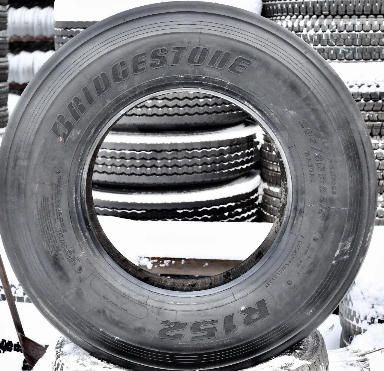 295/80R22.5 Bridgestone R152 - миниатюра 8