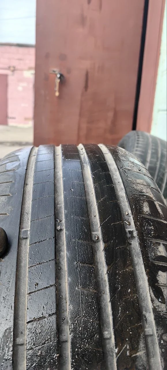 Шины Bridgestone Alenza 001 235/60 R18 103W - миниатюра 2