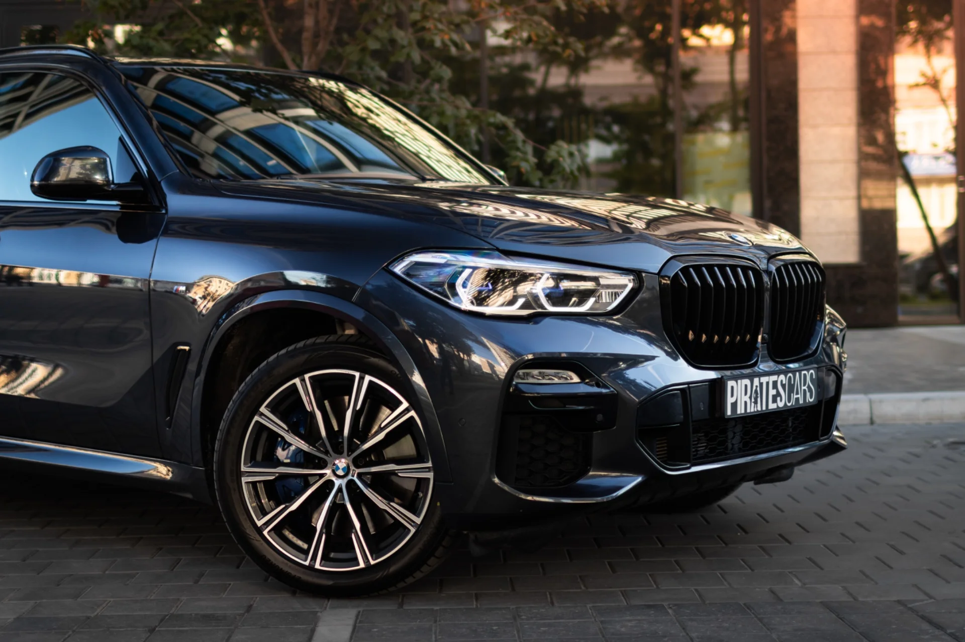 Аренда авто без водителя - BMW X5 премиум - миниатюра 3