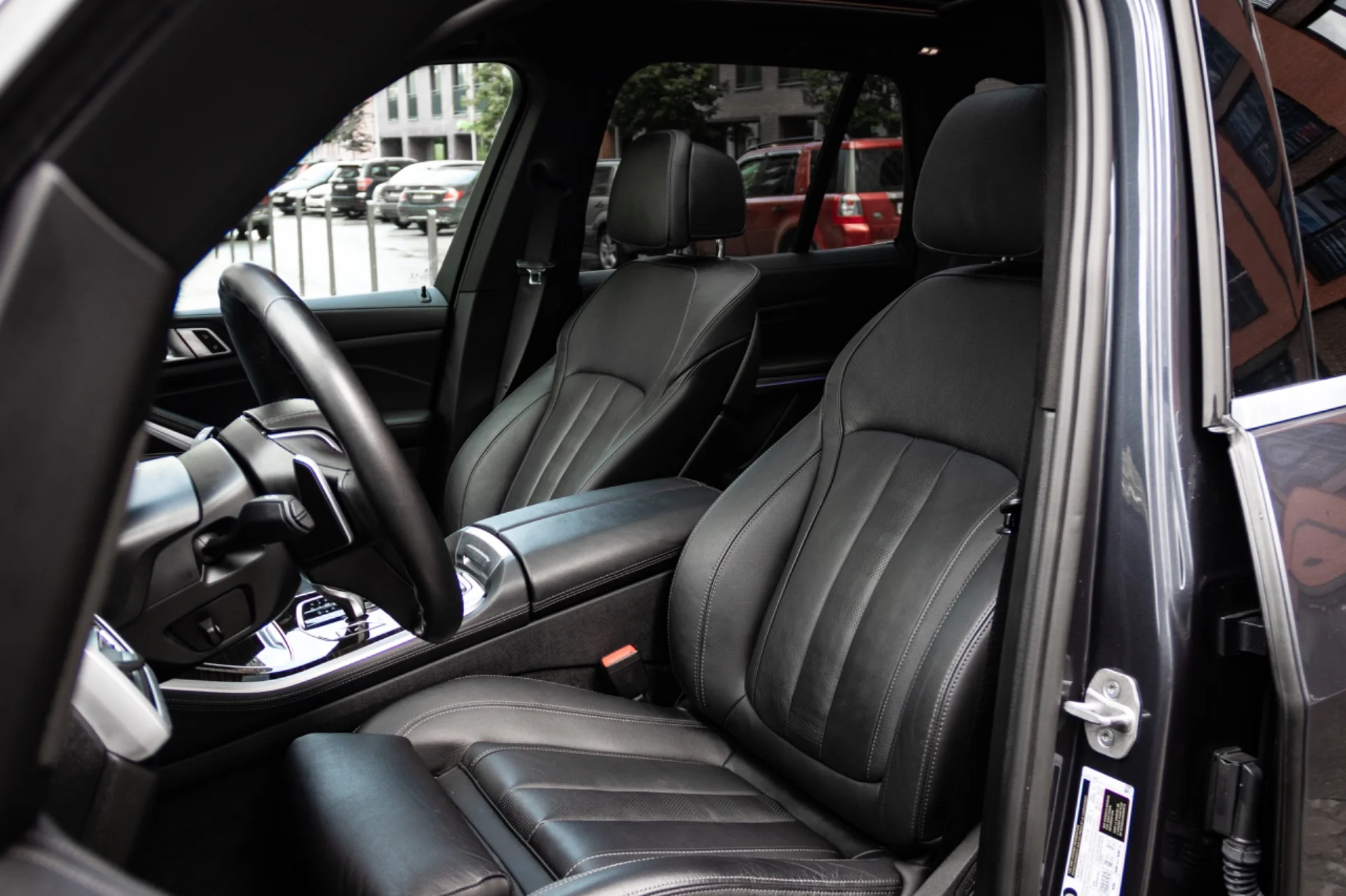 Аренда авто без водителя - BMW X5 премиум - миниатюра 5