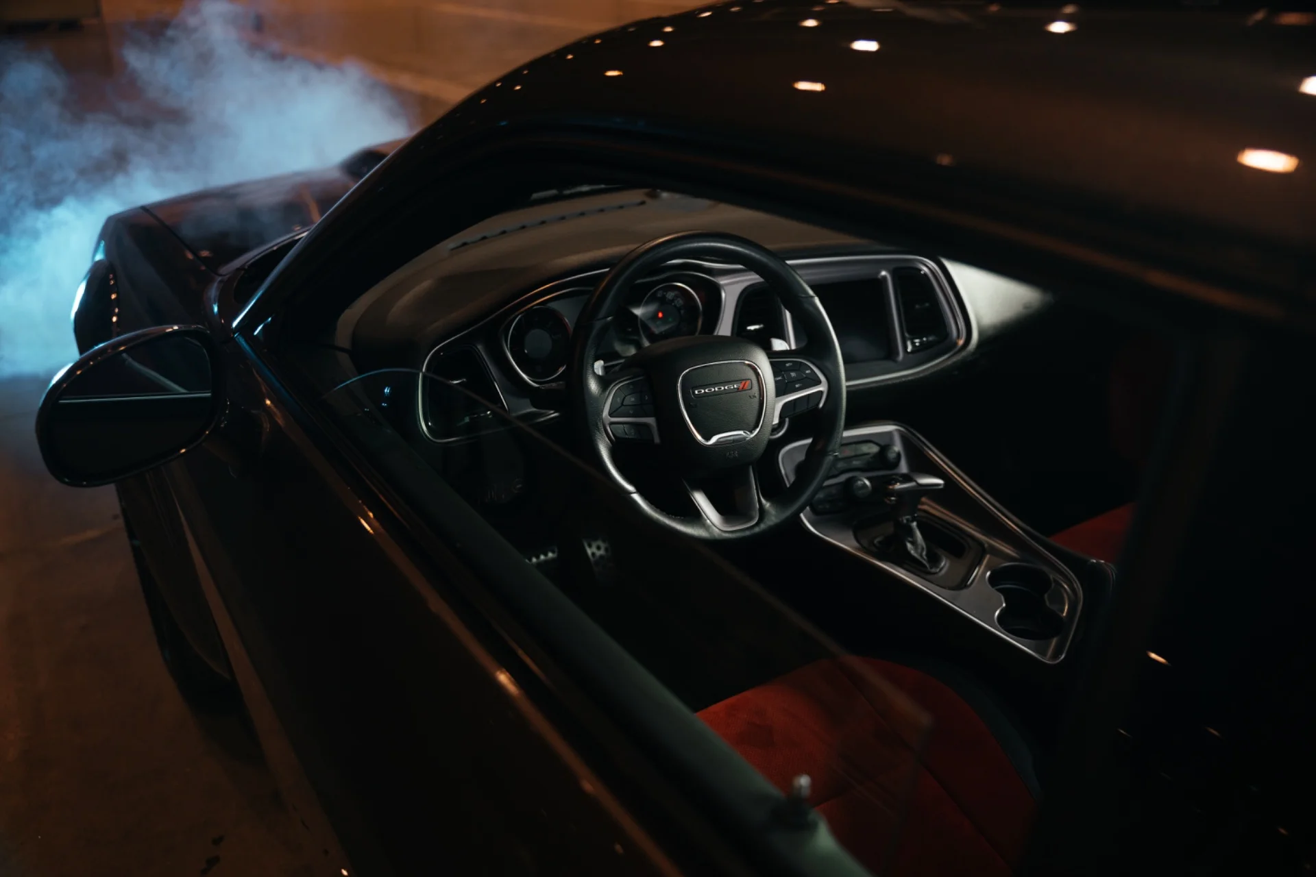 Аренда Dodge Challenger без водителя - миниатюра 9
