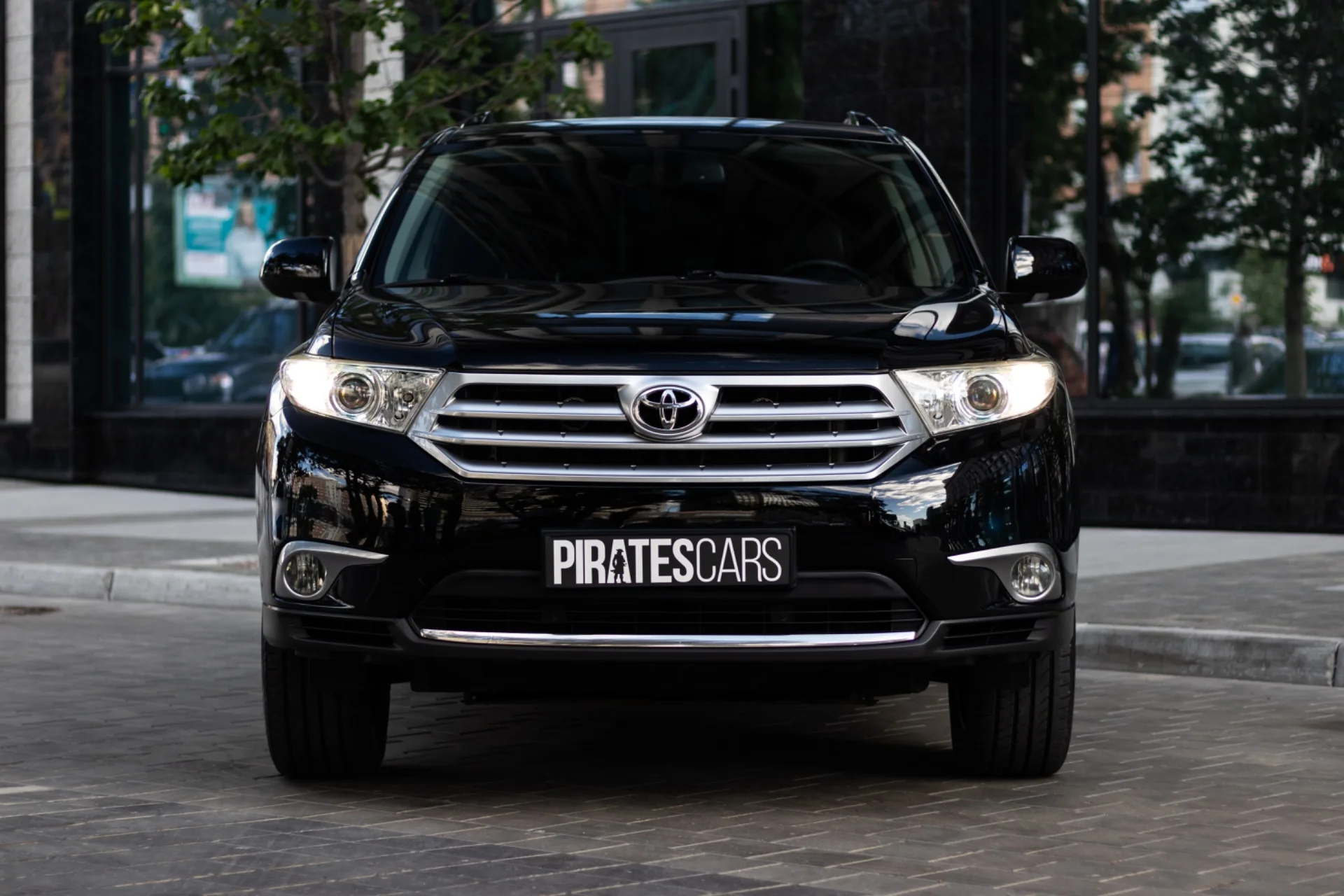 Аренда авто без водителя Toyota Highlander - миниатюра 2
