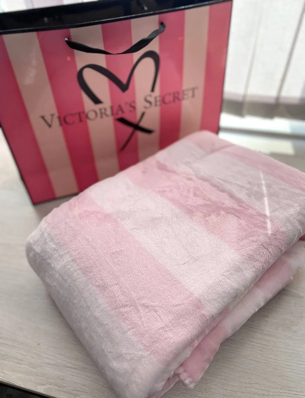 Плед Victoria’s Secret - изображение 1