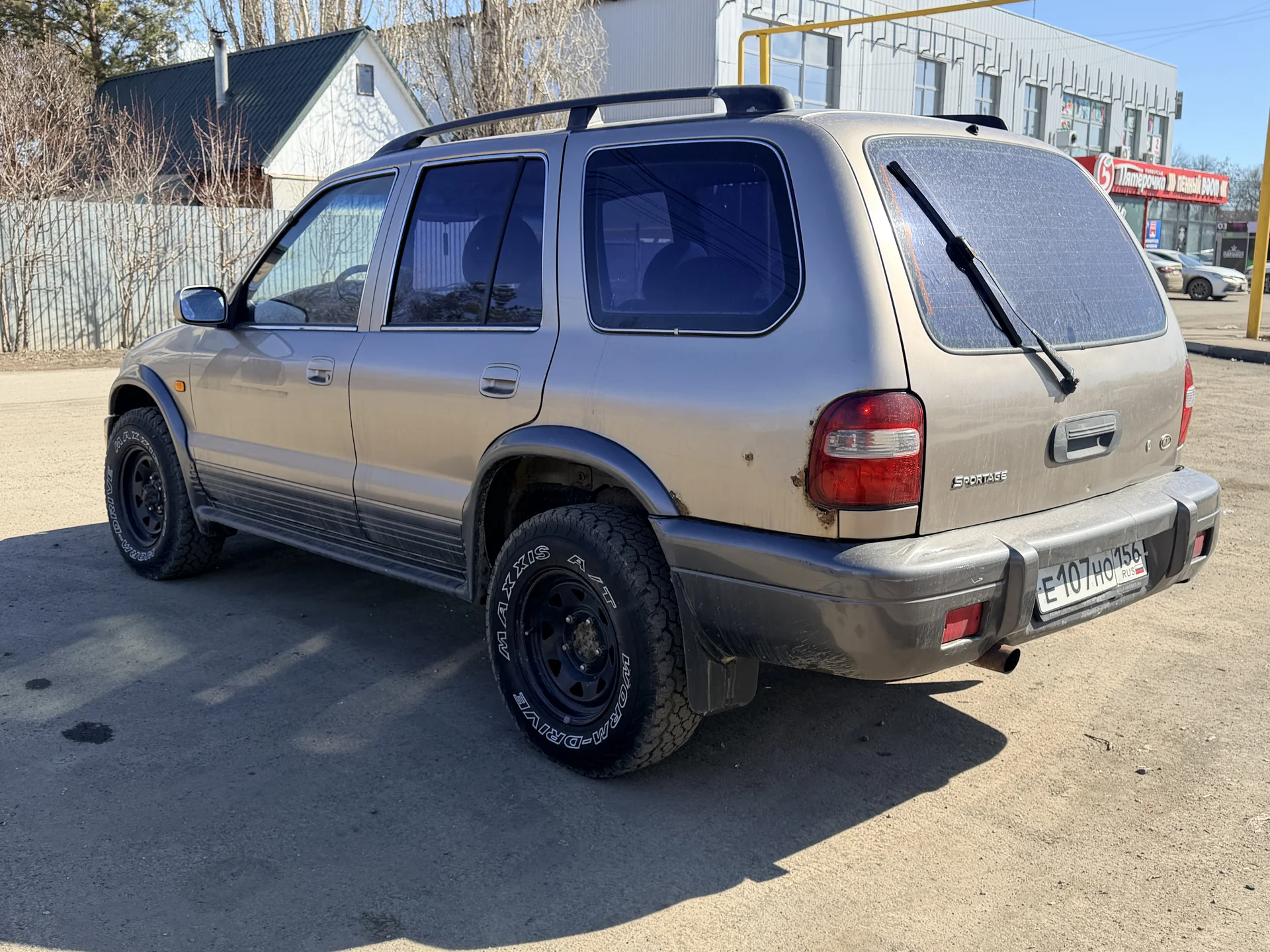 Kia sportage - миниатюра 12