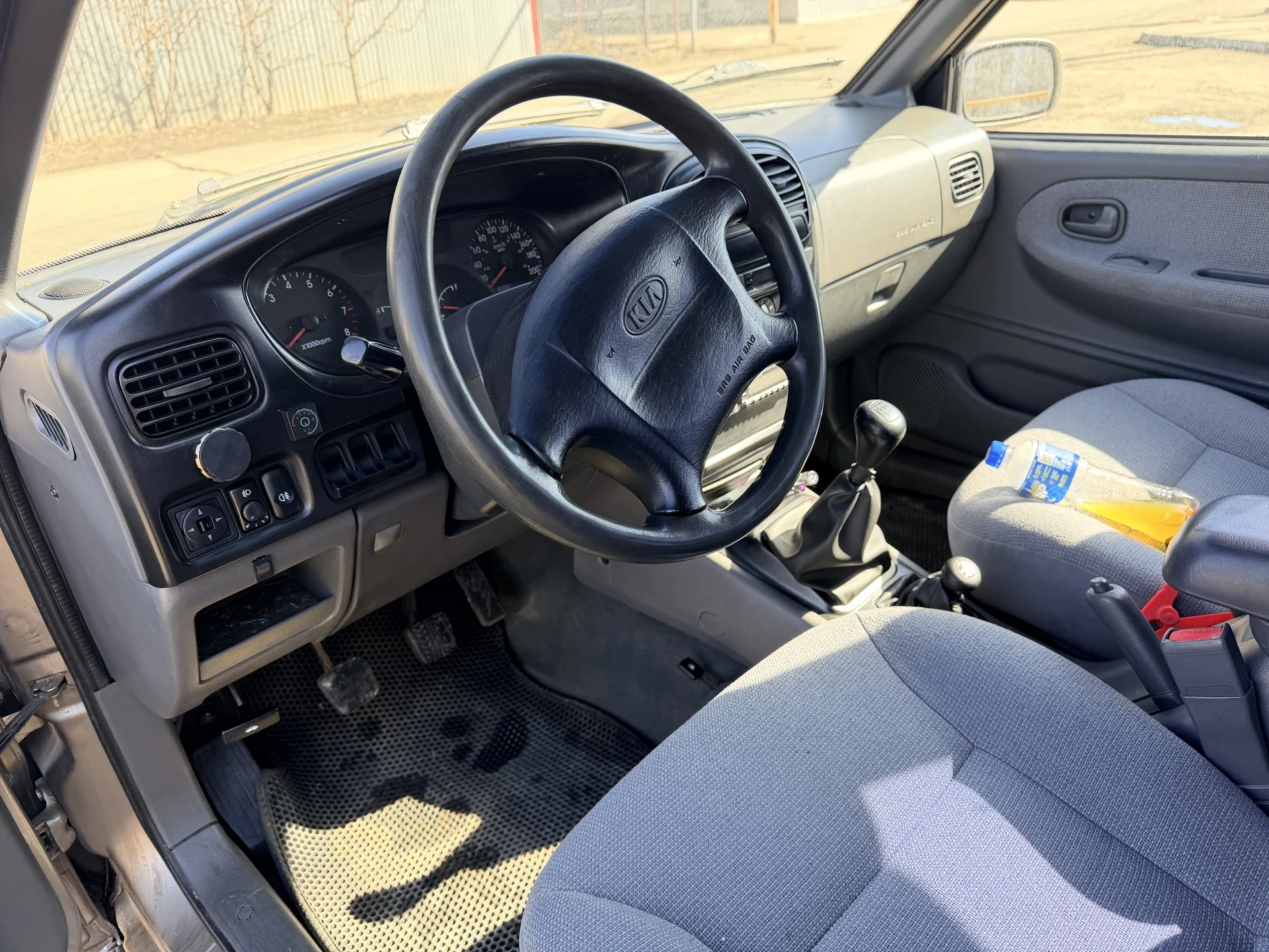 Kia sportage - миниатюра 13