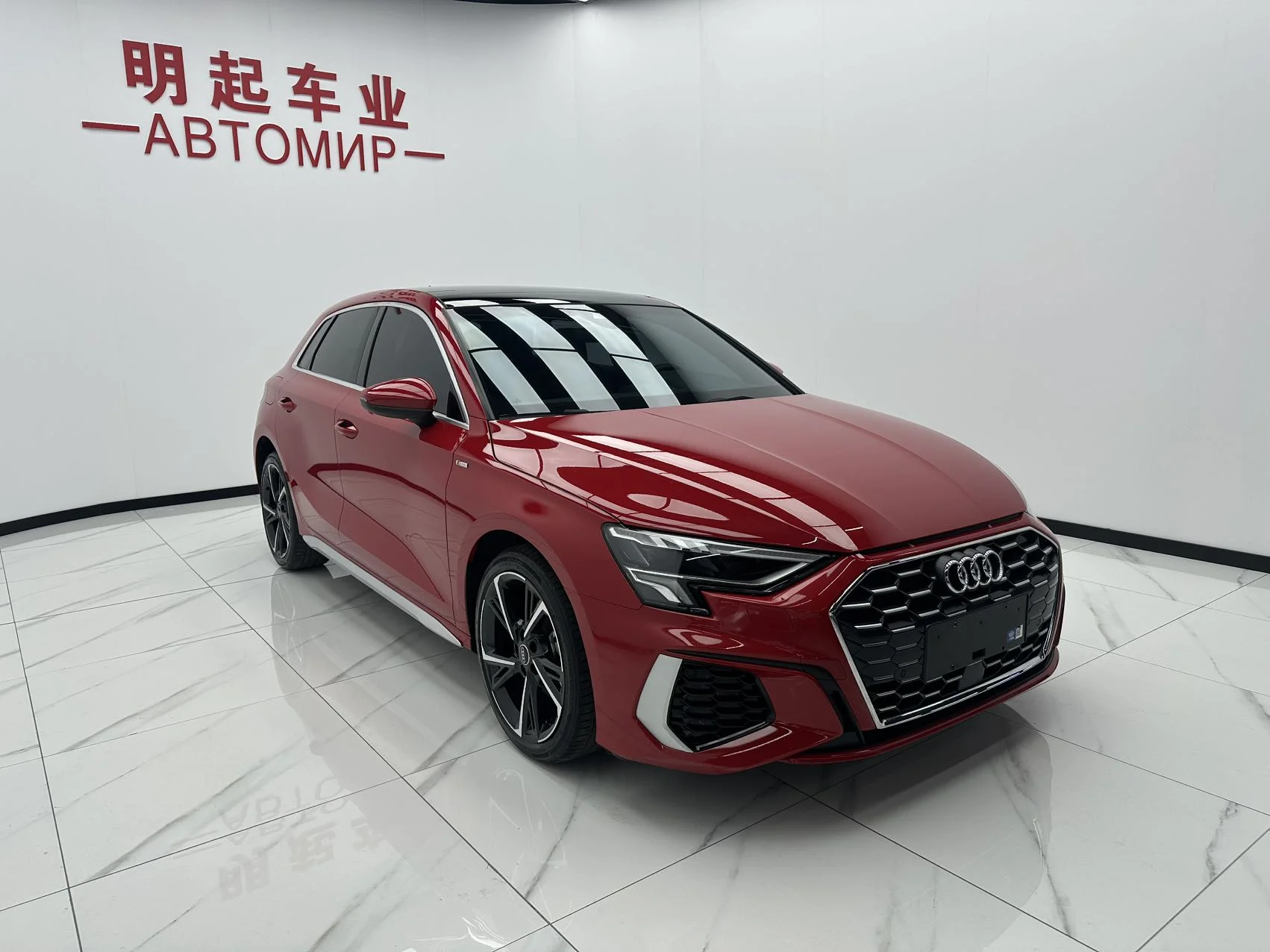 Audi A3 2023 год. - миниатюра 2